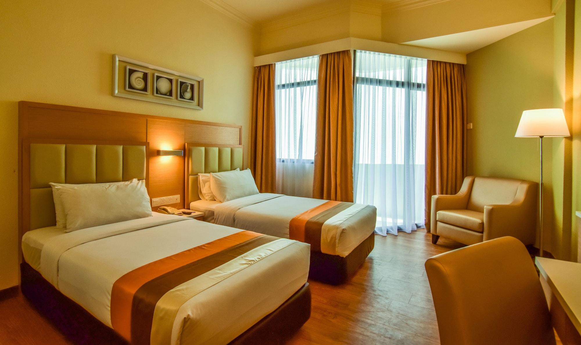 Hotel Sentral Seaview @ ​Beachfront Tanjung Bungah  Εξωτερικό φωτογραφία