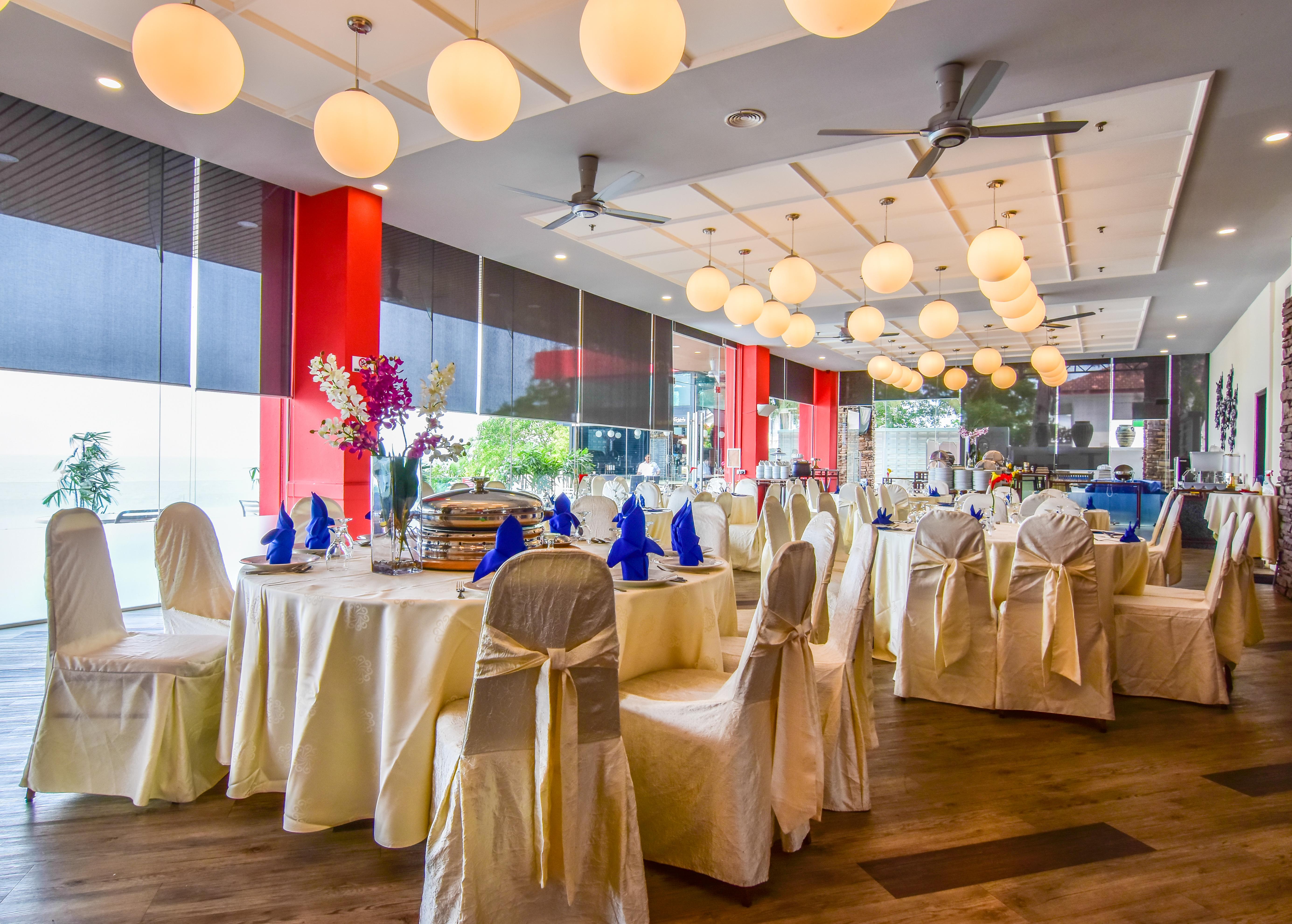 Hotel Sentral Seaview @ ​Beachfront Tanjung Bungah  Εξωτερικό φωτογραφία