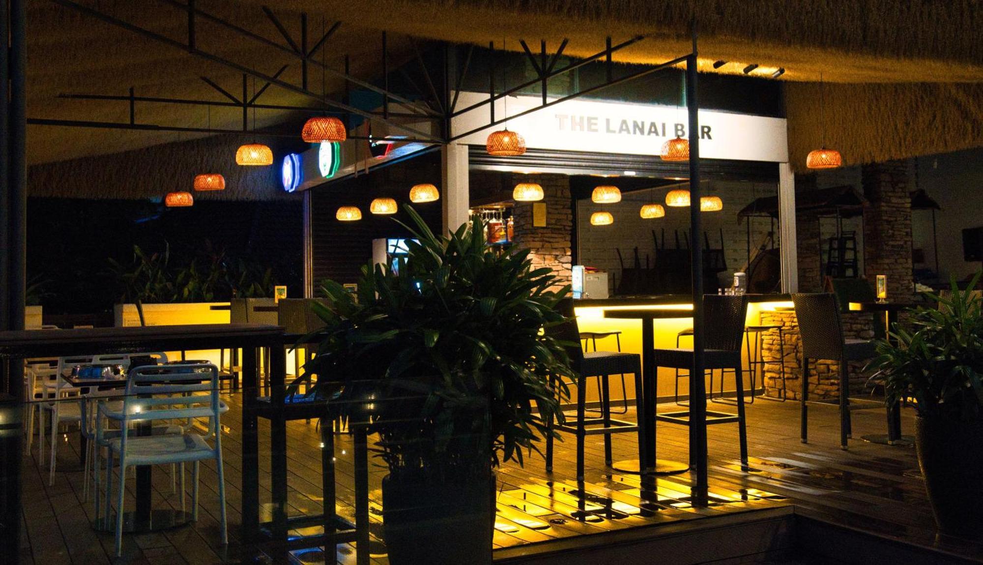 Hotel Sentral Seaview @ ​Beachfront Tanjung Bungah  Εξωτερικό φωτογραφία
