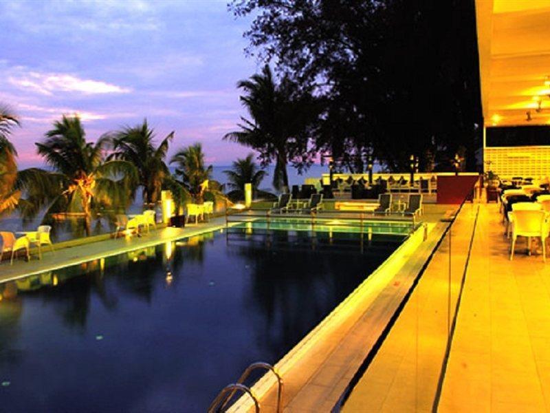 Hotel Sentral Seaview @ ​Beachfront Tanjung Bungah  Εξωτερικό φωτογραφία