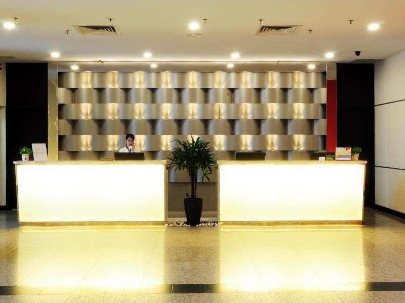 Hotel Sentral Seaview @ ​Beachfront Tanjung Bungah  Εξωτερικό φωτογραφία