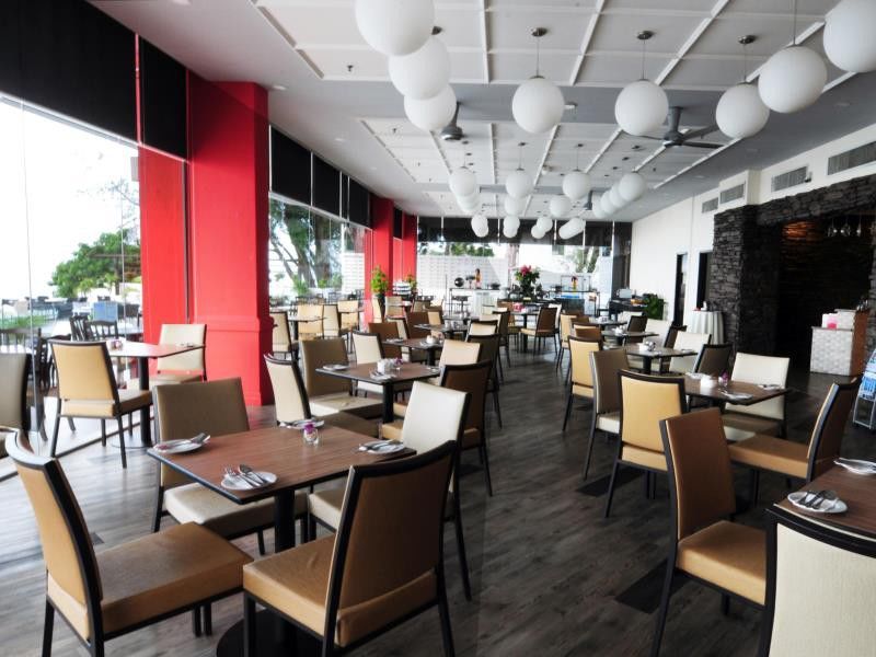 Hotel Sentral Seaview @ ​Beachfront Tanjung Bungah  Εξωτερικό φωτογραφία