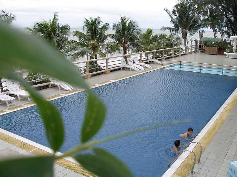Hotel Sentral Seaview @ ​Beachfront Tanjung Bungah  Εξωτερικό φωτογραφία